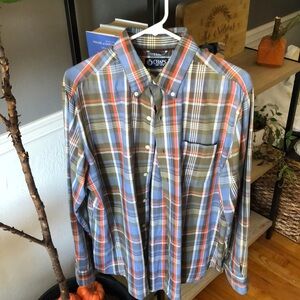 Men’s Button-Down Dress Shirt